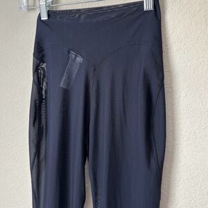 Alphalete leggings flare mesh